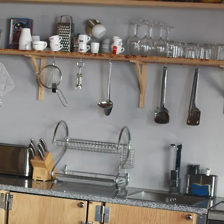 Estudio Com Espaco Exterior, 5 Minutos De Cascais. * Cascais