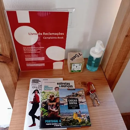 Estudio Com Espaco Exterior, 5 Minutos De Cascais.