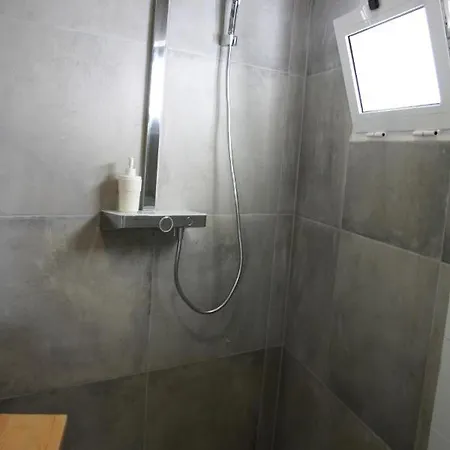 Estudio Com Espaco Exterior, 5 Minutos De Cascais. Apartamento *